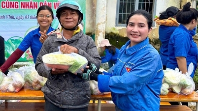 Trung Khanh Vinh község ingyenes zöldségstandot szervez az emberek támogatására