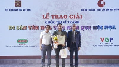 'पेंटिंग के माध्यम से वियतनाम की सांस्कृतिक विरासत' की दूसरी चित्रकला प्रतियोगिता की प्रदर्शनी और पुरस्कार समारोह