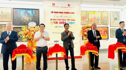 2025 میں پینٹنگ کے مقابلے 'ویتنام کا ثقافتی ورثہ پینٹنگ کے ذریعے' کی دوسری نمائش کا افتتاح