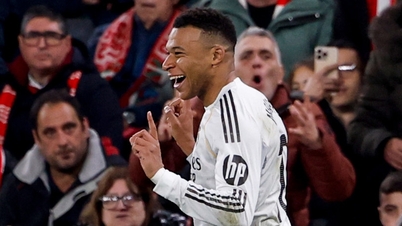 Mbappe dalam performa terbaik, Real Madrid kejar Barca