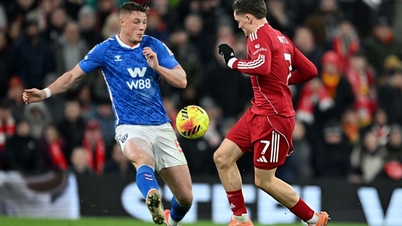 Liverpool were lucky to draw with Sunderland thanks to a late own goal