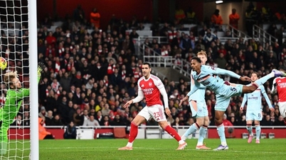 Kalahkan Brentford, Arsenal Perlebar Jarak dengan Man City