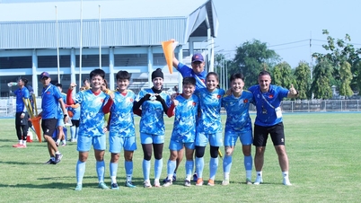 ស៊ីហ្គេម ៣៣៖ ក្រុម​នារី​វៀតណាម​ត្រៀម​ខ្លួន​យ៉ាង​ប្រុង​ប្រយ័ត្ន​សម្រាប់​ការ​ប្រកួត​បើក​ឆាក​ជាមួយ​ម៉ាឡេស៊ី