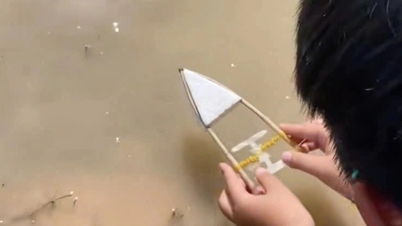 Chlapec z druhé třídy se utopil, údajně poté, co napodobil hru „bobo boat“, kterou viděl na TikToku.