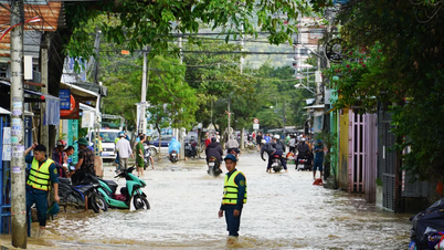 غمرت المياه ضواحي نها ترانج بسبب الأمطار الغزيرة