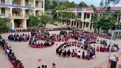 Tua Chua Ethnic Boarding High School affirms its position as a bright spot in education in the highlands