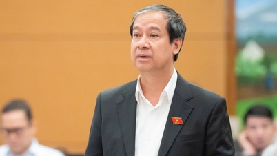 “សញ្ញាបត្រស្នាក់នៅ និងបណ្តុះបណ្តាលជំនាញ មិនមែនជាសញ្ញាបត្រអនុបណ្ឌិត ឬបណ្ឌិត”