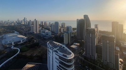 'Summer against the sun' in the Gold Coast of Eastern Australia