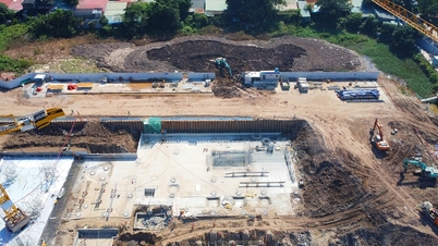 Teatro de 13 bilhões de dólares em West Lake: Aparência após 2 meses de construção.