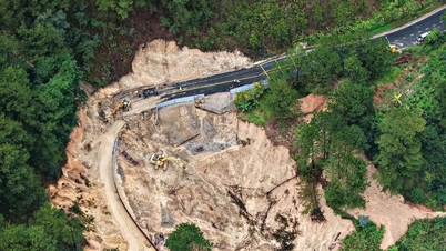 ミモザ峠は土砂崩れ後、12月4日午後1時に双方向の交通が再開される予定だ。