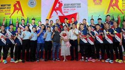 संस्कृति, खेल और पर्यटन मंत्रालय ने 2024-2025 स्कूल वर्ष में उत्कृष्ट उपलब्धियों वाले 18 जातीय अल्पसंख्यक छात्रों को शामिल किया।