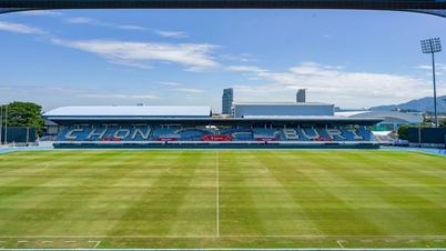 Παρακολουθώντας το γήπεδο της γυναικείας ομάδας του Βιετνάμ στους SEA Games 33