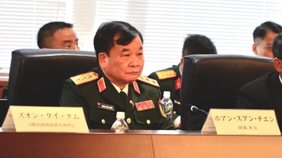 Letnan Jenderal Senior Hoang Xuan Chien: Vietnam memodernisasi persenjataan untuk melindungi Tanah Air