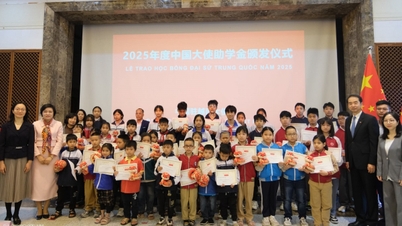 Menghubungkan persahabatan Vietnam-China dengan 'tali' pendidikan