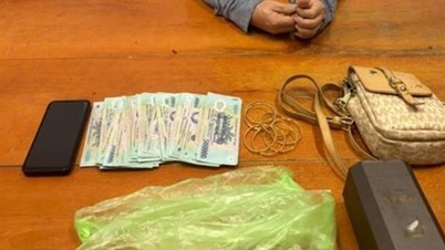 Restaurantpersonalet underslo en stor mengde eiendom som var etterlatt av kunder.