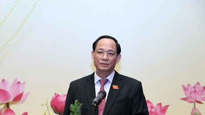 អនុប្រធានរដ្ឋសភា លោកឧត្តមសេនីយ៍ឯក Tran Quang Phuong បានចូលរួមសន្និសីទបូកសរុបអាណត្តិរបស់គណៈកម្មាធិការការពារជាតិ សន្តិសុខ និងកិច្ចការបរទេស។