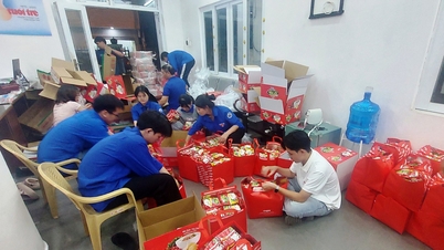 ຍົກ​ເວັ້ນ​ຄ່າ​ຮຽນ​ໃຫ້​ນັກ​ສຶກ​ສາ 500 ກວ່າ​ຄົນ​ຂອງ​ມະ​ຫາ​ວິ​ທະ​ຍາ​ໄລ Khanh Hoa ທີ່​ໄດ້​ຮັບ​ຜົນ​ກະ​ທົບ​ຈາກ​ໄພ​ນ້ຳ​ຖ້ວມ