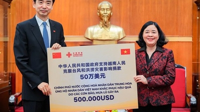 ได้รับเงิน 500,000 เหรียญสหรัฐจากรัฐบาลจีนเพื่อสนับสนุนเวียดนามในการเอาชนะผลที่ตามมาจากภัยพิบัติทางธรรมชาติ