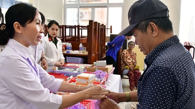 Aufwertung der Tradition der Streitkräfte der Militärregion 9