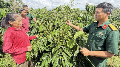 Tentara membawa kehangatan ke Quang Son