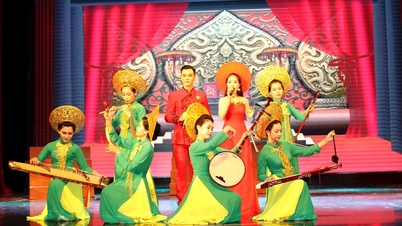 यूनेस्को द्वारा मान्यता प्राप्त होने के 12 वर्षों के बाद दक्षिणी वियतनामी शौकिया संगीत की विरासत को प्रसारित करने और बढ़ावा देने की समस्या