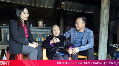 ນາຍບ້ານ ແຄມທະເລ ອຸທິດໃຫ້ຜູ້ທຸກຍາກ