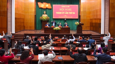 Deschiderea celei de-a 3-a Conferințe a Partidului Orașului