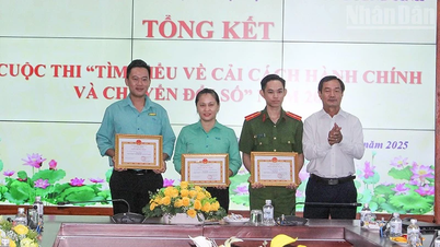 Ο Vinh Long απονεμήθηκε το βραβείο για τον διαγωνισμό «Μαθαίνοντας για τη διοικητική μεταρρύθμιση και τον ψηφιακό μετασχηματισμό»