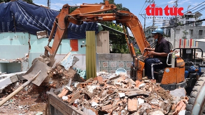 Ho-Chi-Minh-Stadt schlägt vor, 10.000 Milliarden VND für die Beseitigung von provisorischen Häusern entlang von Flüssen und Kanälen bereitzustellen.