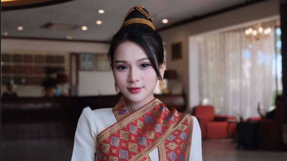 ນັກ​ຮ້ອງ​ຍິງ​ຫວຽດ​ນາມ​ຮ້ອງ​ເພງ 'Co Doi Thuong Ngan' ຢູ່​ລາວ​ສ້າງ​ຄວາມ​ວຸ້ນ​ວາຍ, ດຶງ​ດູດ​ການ​ຊົມ​ນັບ​ລ້ານ