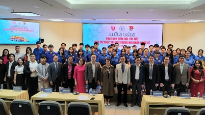 국제 통합을 통해 후에의 젊은 지식인들의 지적 잠재력을 증진합니다.