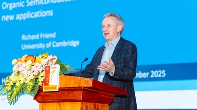 140'tan fazla patenti olan bilim insanı, OLED'in yaratılmasına yardımcı olan doğal prensibi ortaya koydu