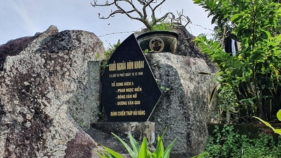 Propaganda para celebrar o 85º aniversário da Tradição Revolucionária do Comitê do Partido, do exército e do povo da província de Ca Mau (13 de dezembro)