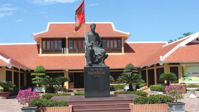 ការឃោសនាដើម្បីអបអរសាទរខួបលើកទី 260 នៃកំណើតកវីង្វៀន ឌូ