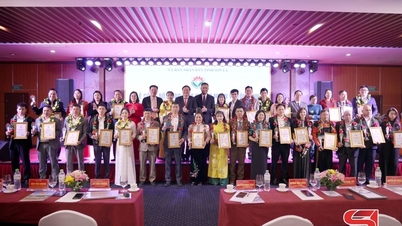 2025年にソンラ省の代表的なCNNTTB製品30点を発表し、証明書を授与します。