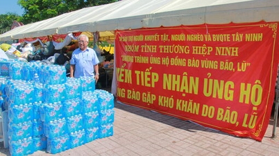 बाढ़ प्रभावित डाक लाक में लोगों की सहायता के लिए 30 टन से अधिक सामान प्राप्त हुआ