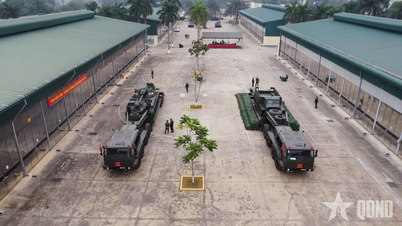 포병-미사일 사령부는 CE 및 CX 등급 차량 지휘관 및 운전자를 위한 훈련 과정을 종료합니다.