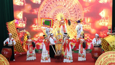 जनसंख्या प्रचारकों के समूहों और टीमों को सम्मानित और प्रोत्साहित करना