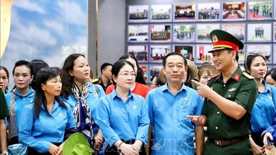 تجربہ کار کارکن 'فوجیوں کے ساتھ ایک دن'