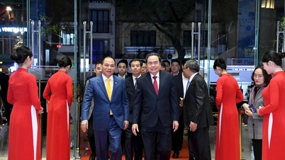 Předseda Národního shromáždění Tran Thanh Man se zúčastnil 5. ročníku udílení cen VinFuture.