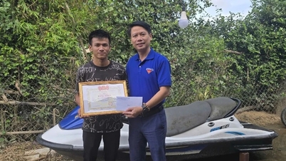 اعطای گواهی شایستگی به آقای نگوین ون مین به پاس اقداماتش...