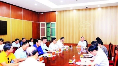 Trách nhiệm tiếp dân và xử lý kiến nghị của công dân