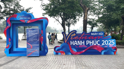 होआन कीम झील पर पैदल मार्ग 'हैप्पी वियतनाम डे' के लिए तैयार