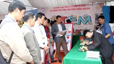 ງານ​ມະ​ໂຫລານ STEM ແລະ ການ​ຫັນ​ເປັນ​ດິ​ຈິ​ຕອນ​ໃນ​ການ​ສຶກ​ສາ​ຢູ່​ຕາ​ແສງ ມິ່ງ​ທ້ວນ ປີ 2025