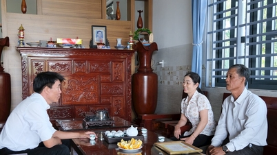 Membangun kehidupan budaya yang terkait dengan daerah pedesaan baru di Cu Jut