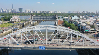 Ngày đầu cầu Tân Thuận 1 điều chỉnh tổ chức giao thông: Xe cộ đi lại ổn định