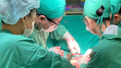 پزشک ویتنامی بیمار کامبوجی را نجات داد و ۱۰۰۰ کیلومتر سفر کرد تا امیدی برای زنده ماندن پیدا کند