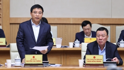 سيظل الاقتصاد مستقراً في عام 2025، مع العديد من النقاط المضيئة على الرغم من "التأثير المزدوج"