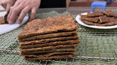 ភាពពិសេសដ៏ឈ្ងុយឆ្ងាញ់ និងពិសេសរបស់ Hung Yen 'សម្រាប់ការសប្បាយ' ដែលសូម្បីតែអ្នកទស្សនាសម្បូរបែបក៏ពិបាកទិញដែរ។