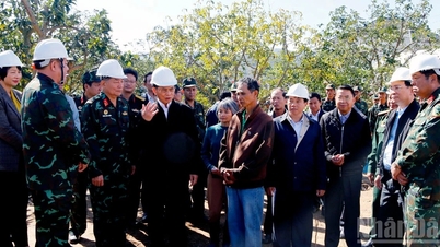 Wakil Perdana Menteri Bui Thanh Son menghadiri upacara peletakan batu pertama "Perang...